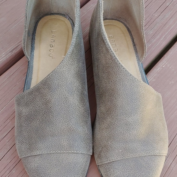 Side cut pointed flats - Picture 2 of 3